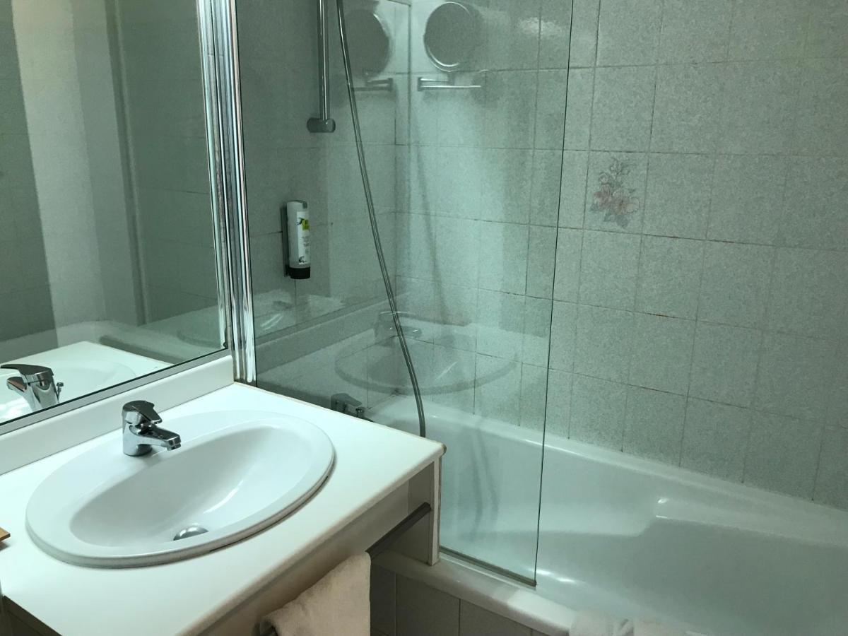 Logis La Villa Des Houx Aumale Екстер'єр фото