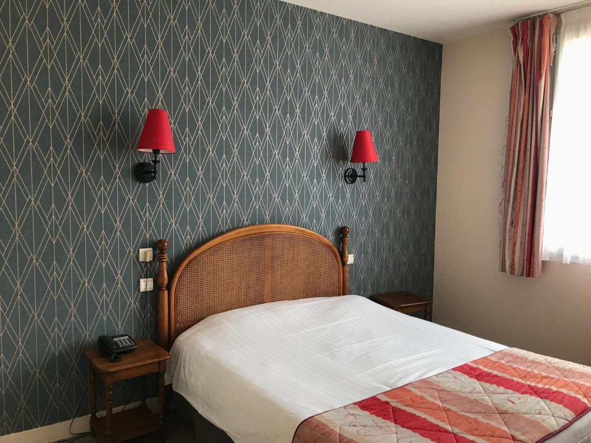 Logis La Villa Des Houx Aumale Екстер'єр фото